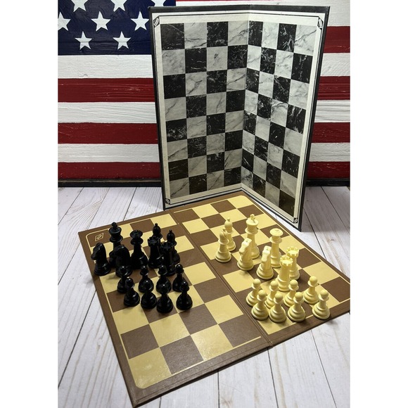Vintage Lowe Tournament Chess Set 3 1/8 King Felted Staunton 809 + BONUS BOARD - Picture 2 of 10